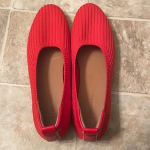 EUC Red Everlane Flats Size 9
